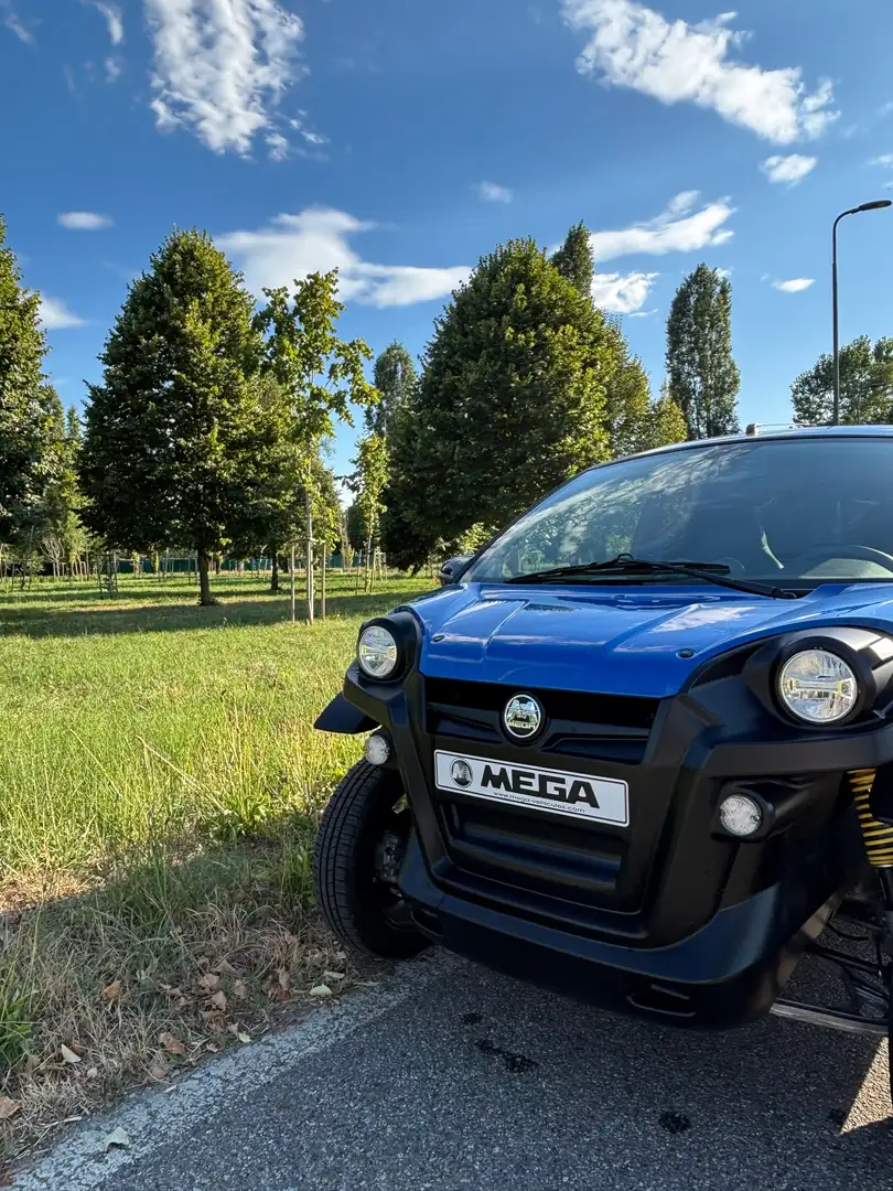 Aixam Mega e-SCOUTY Evo Blau - 2