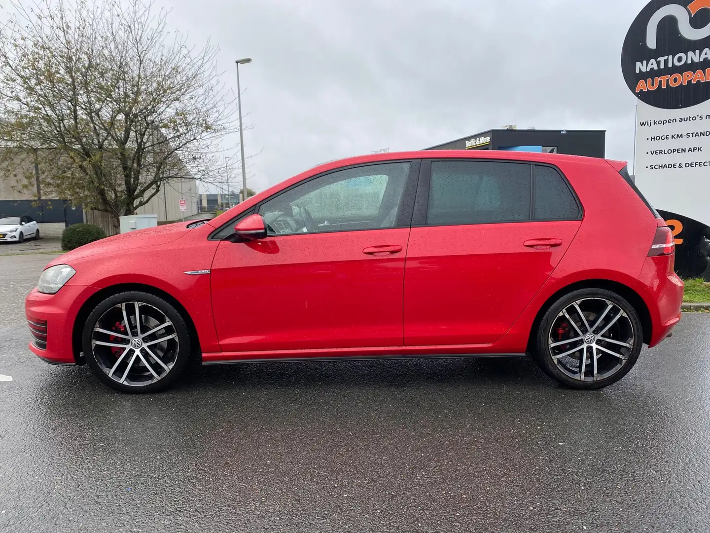 Volkswagen Golf GTD 2014 * 2.0 TDI * APK * EURO 6 * PANO DAK * LEDER Červená - 2