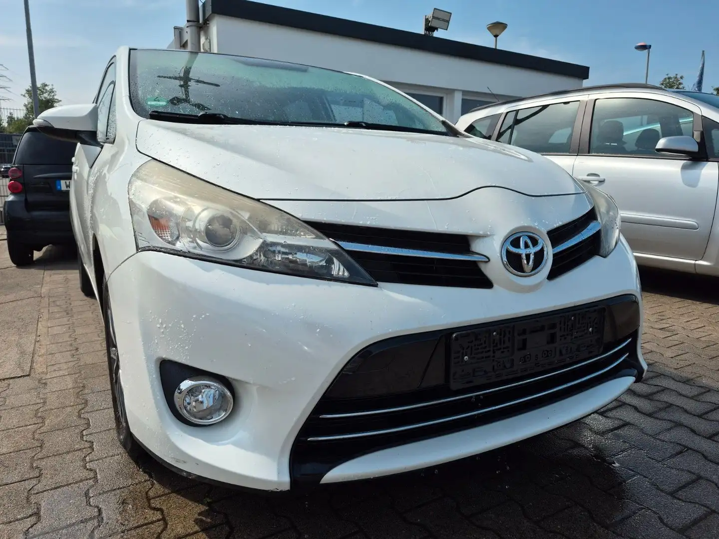 Toyota Verso Life Klimaautomatik Sitzheizung Panorama Білий - 2