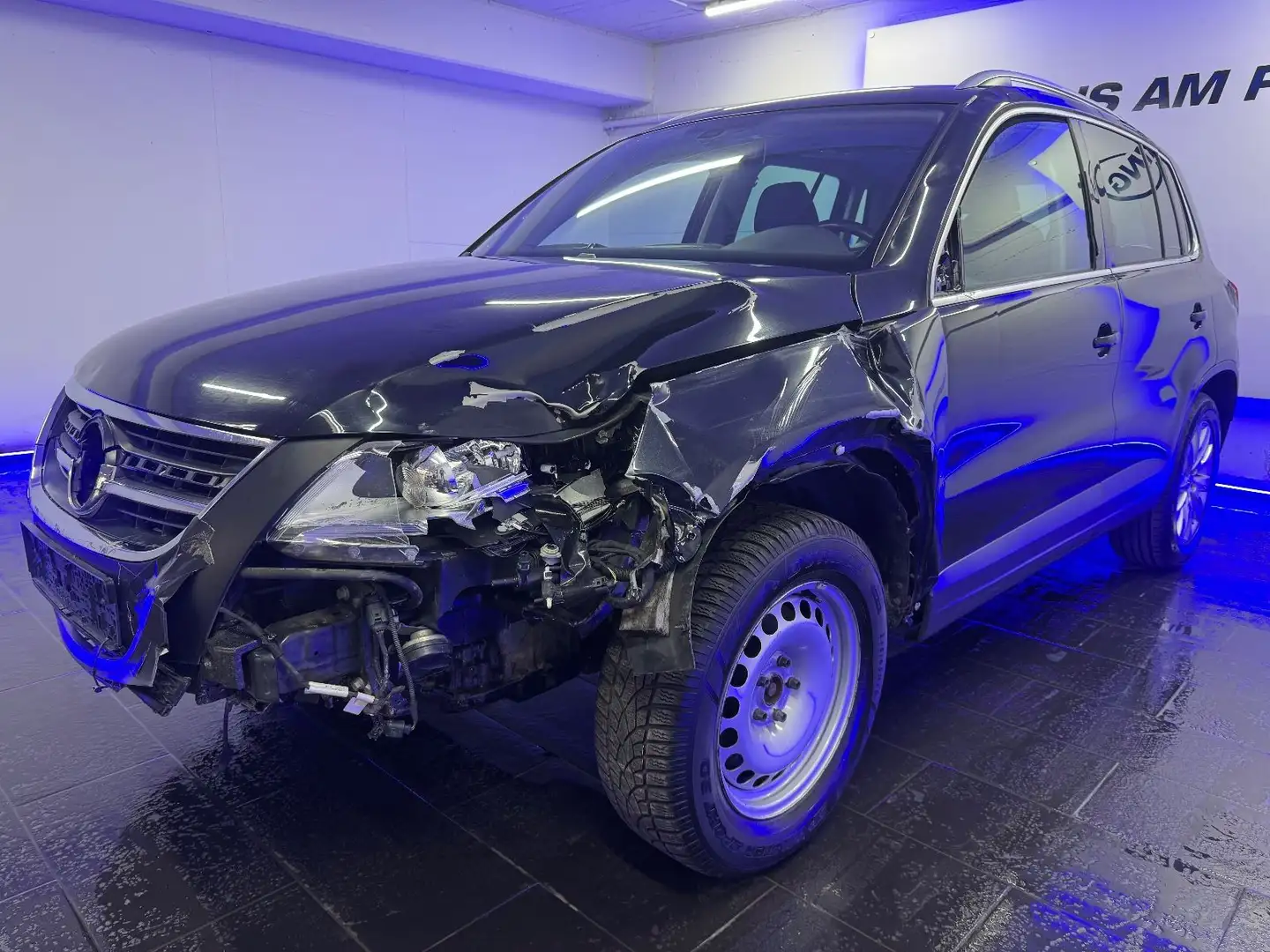 Volkswagen Tiguan 4Motion Sport DSG 3xPDC CAM NAVI TEMPOMAT Zwart - 2