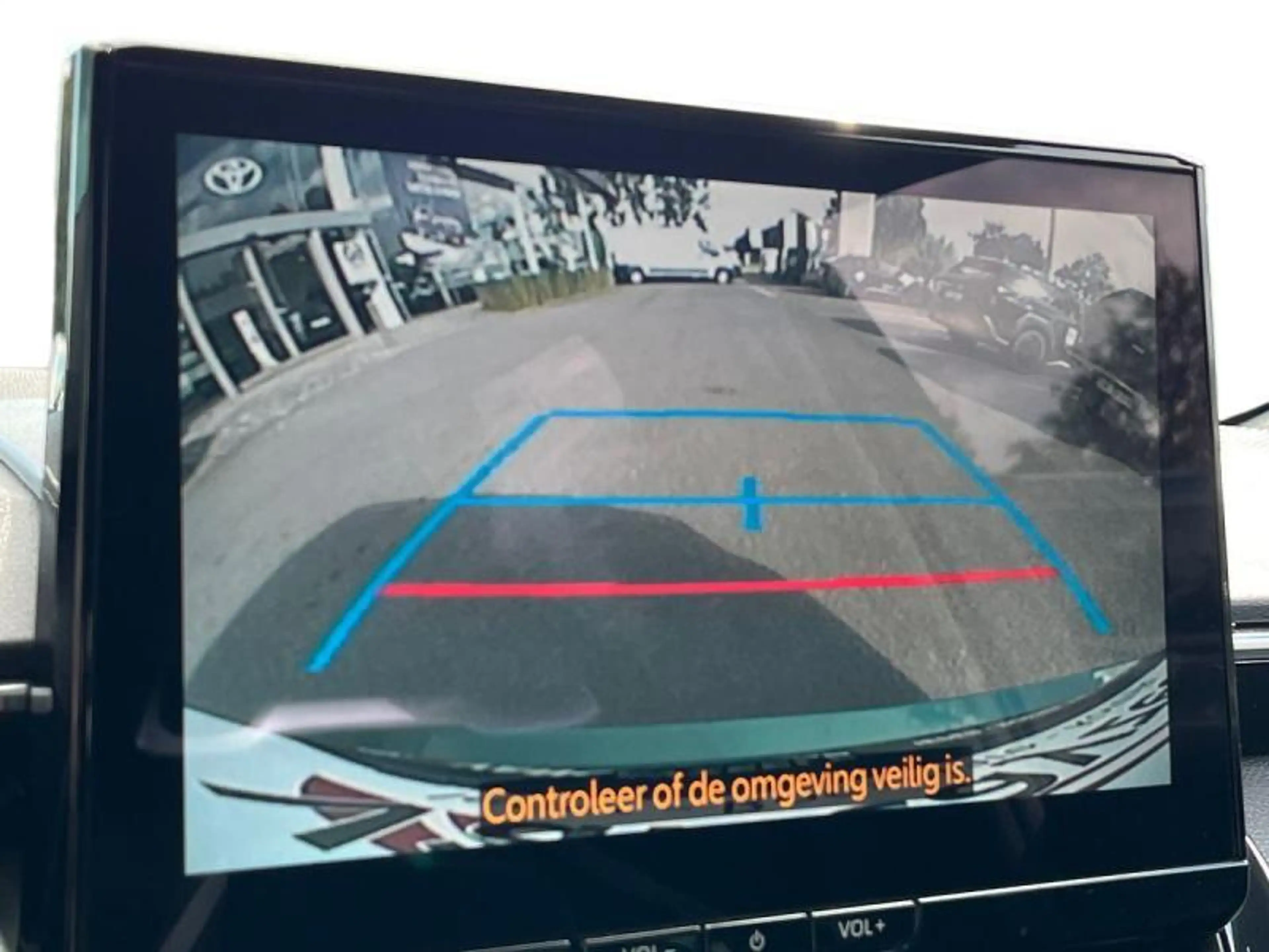 Toyota Corolla TS GR Sport+techpack+camera+gps+ses V+A — photo 12