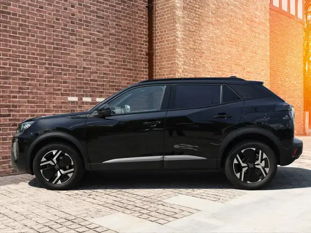 Peugeot 2008 view 3