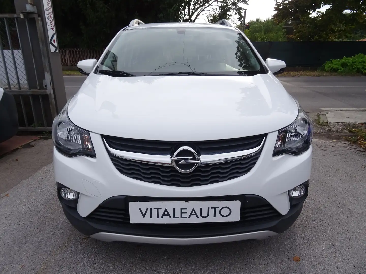Opel Karl 1.0 Rocks Gpl 73cv OK NEOPATENTATI Bianco - 2