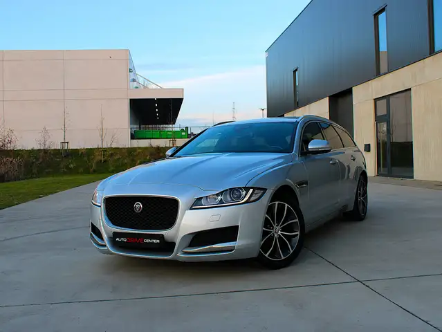Jaguar XF 2.0d sport * Automaat *Pano Dak *Camera *CarPlay