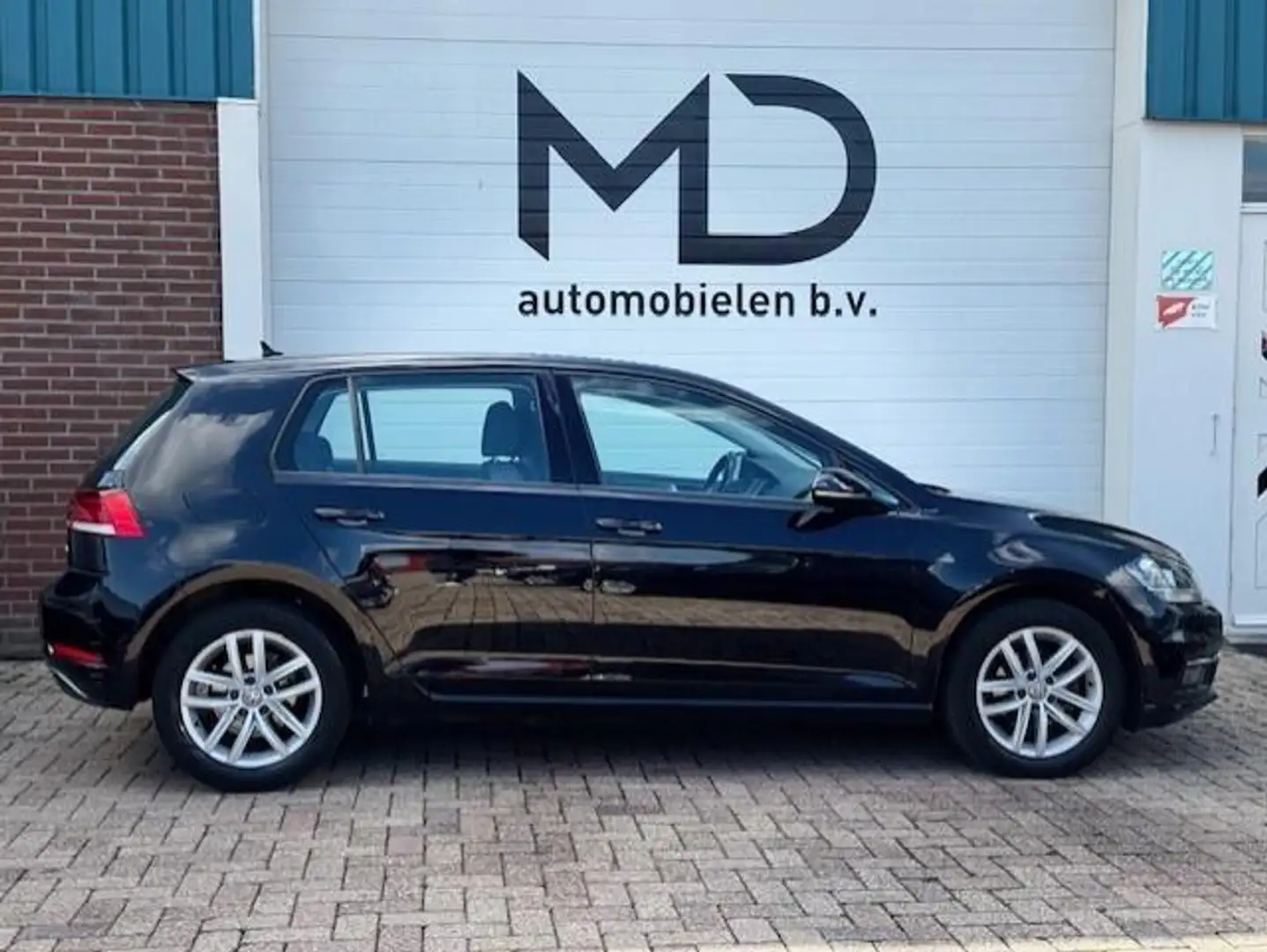 Volkswagen Golf 1.0 TSI Comfortline 7.5-Carplay-Cruise-Clima Nero - 2