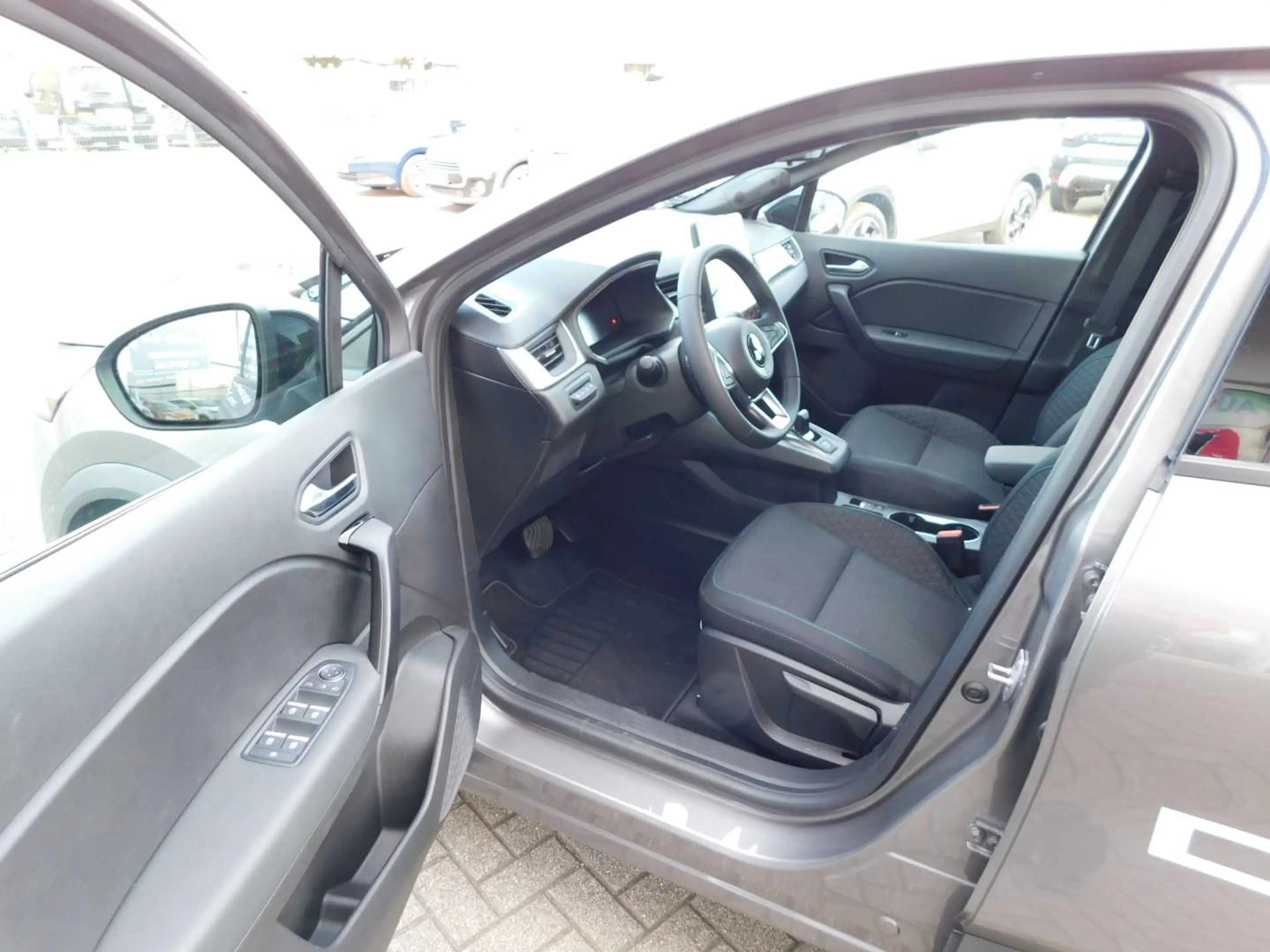 Mitsubishi Grandis Diamant PLUS 1.3 T-Benziner 7-DCT — photo 6