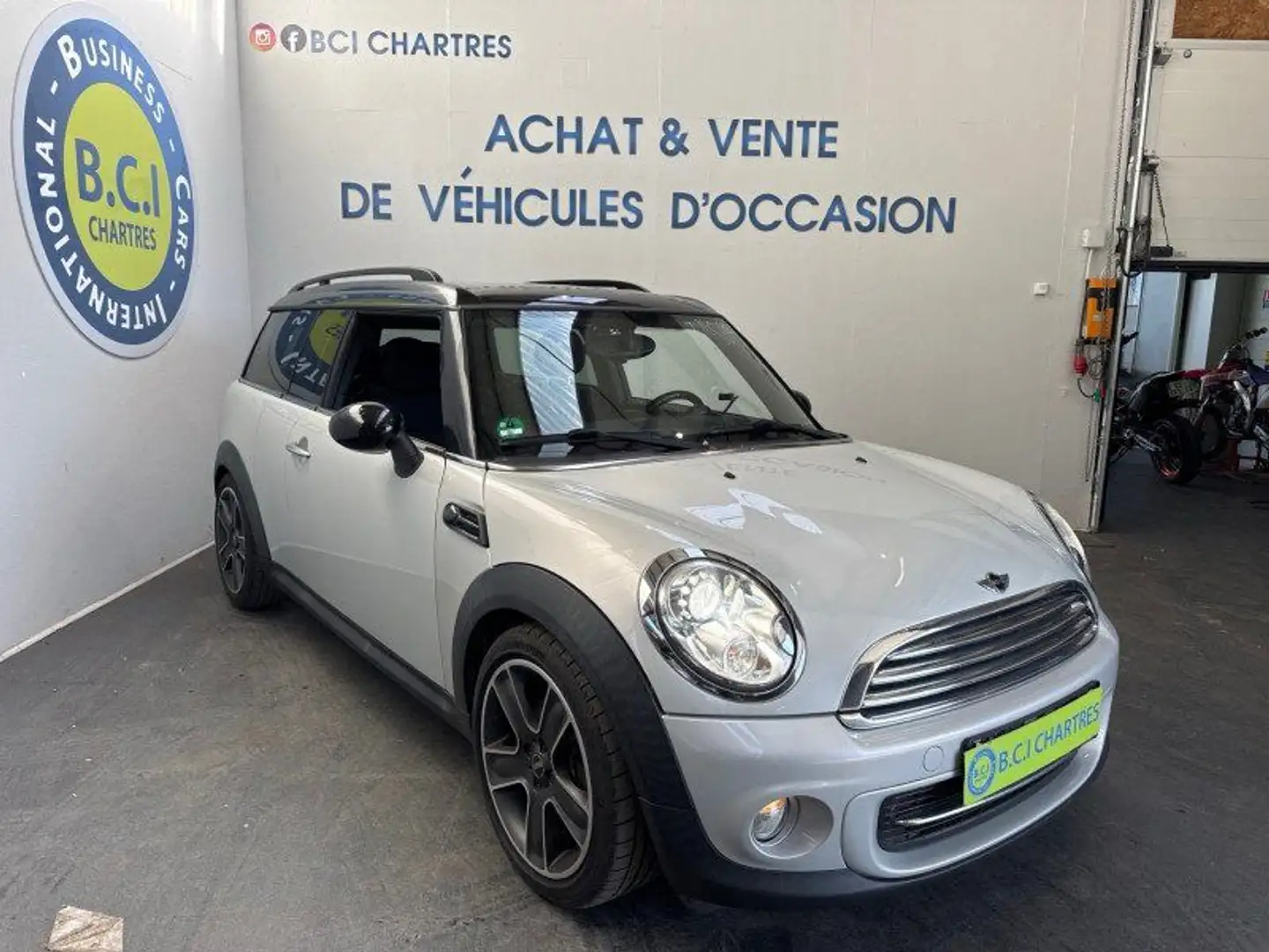 MINI Cooper Clubman COOPER 122CH Blanc - 2