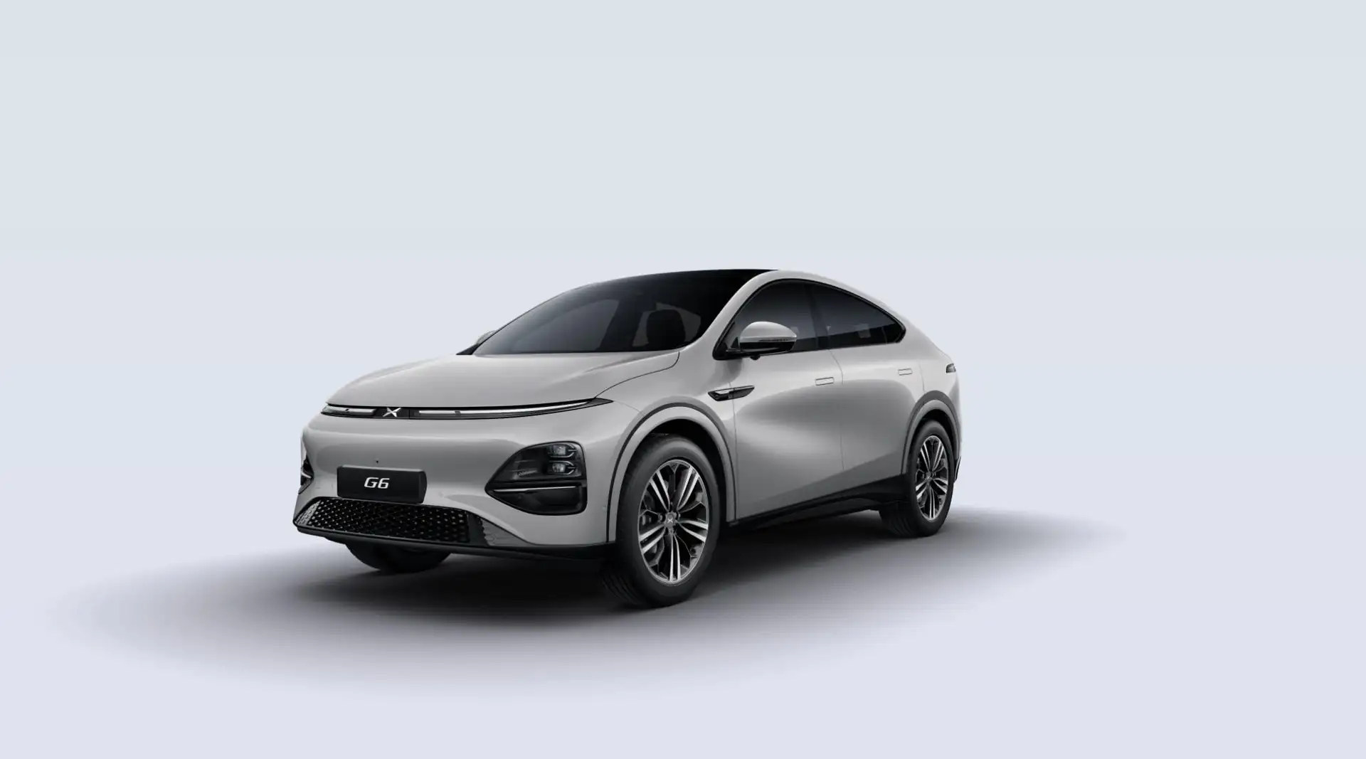 Xpeng G6 AWD Performance srebrna - 1