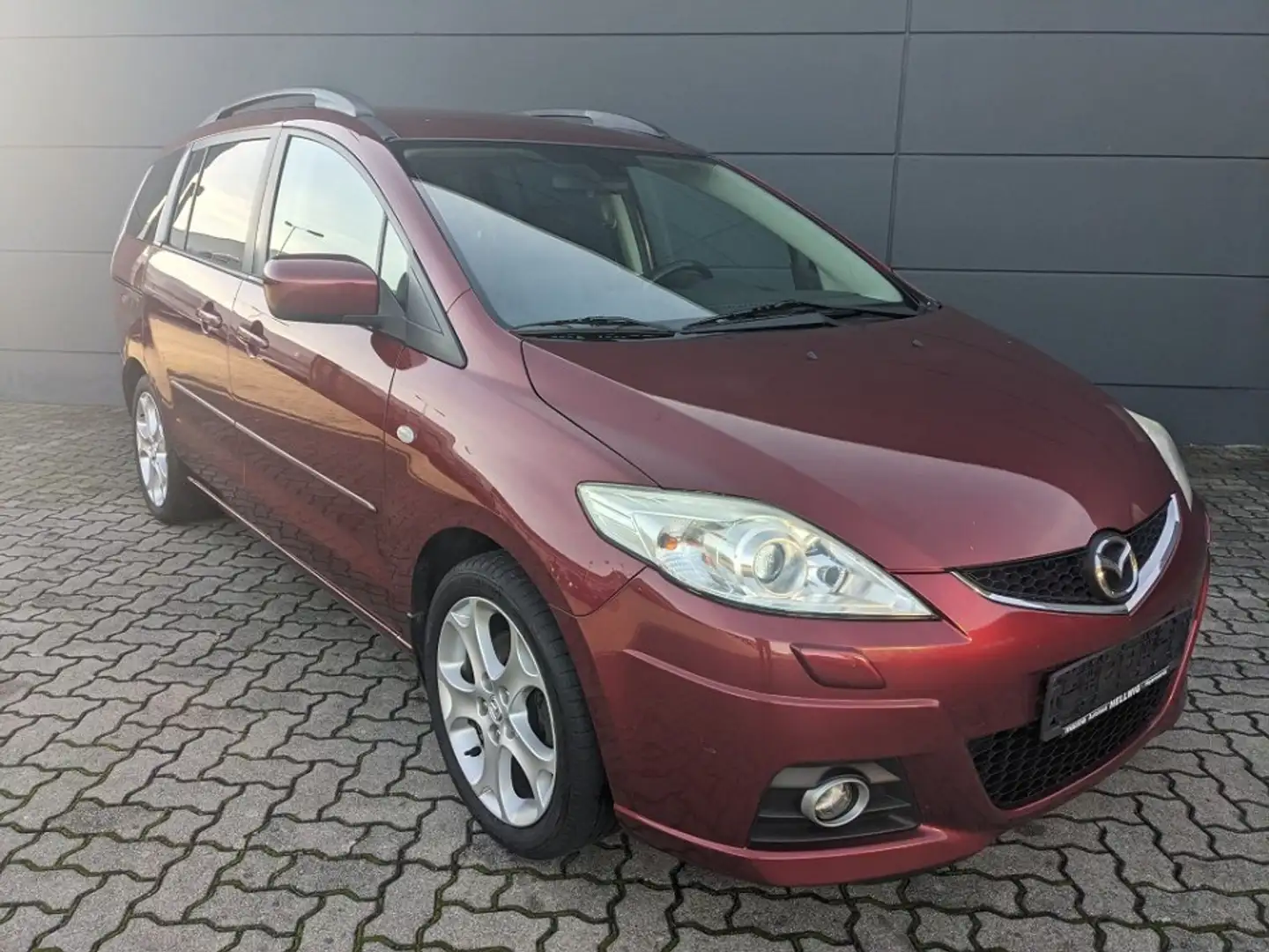 Mazda 5 2.0l Top Leder Navi Xenon elekt. Schiebetüren Rot - 2