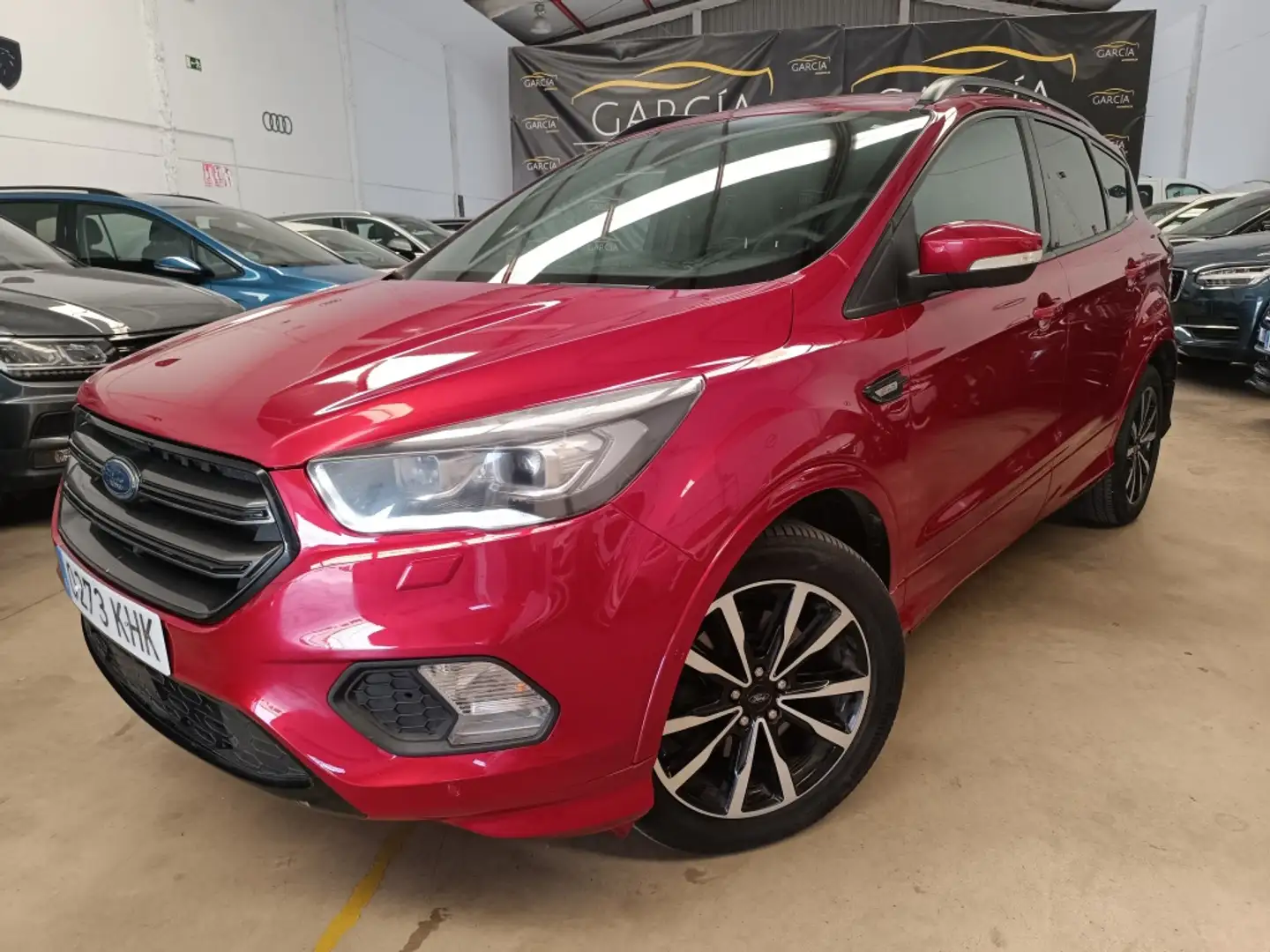 Ford Kuga 2.0TDCi Auto S&S Titanium 4x2 150 Burdeos - 1