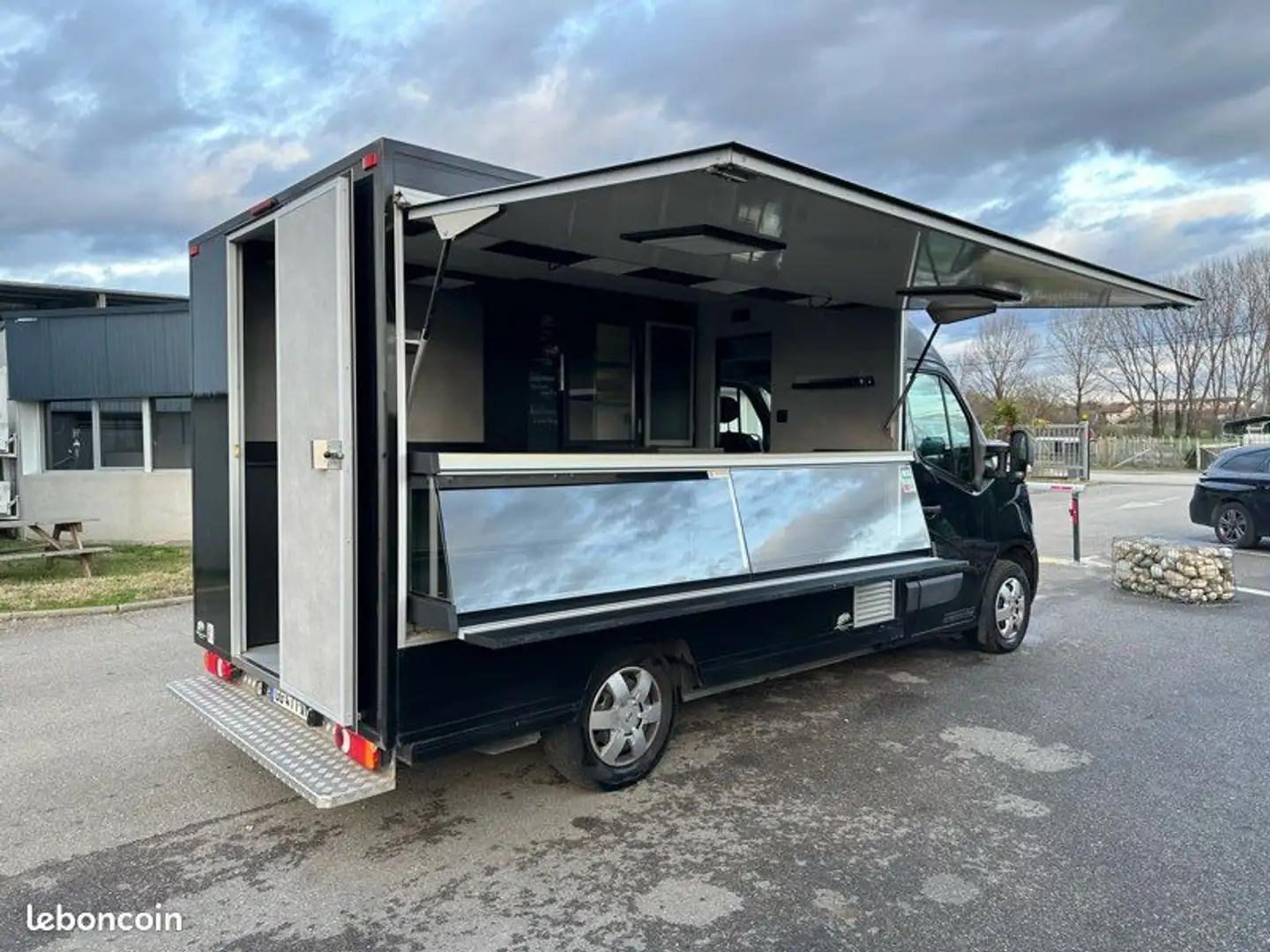 Nissan Interstar 49.990 ht nv400 VASP fromagerie - 2