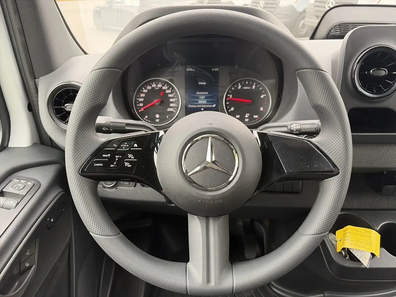 Mercedes-Benz Sprinter снимка Mercedes-Benz Sprinter