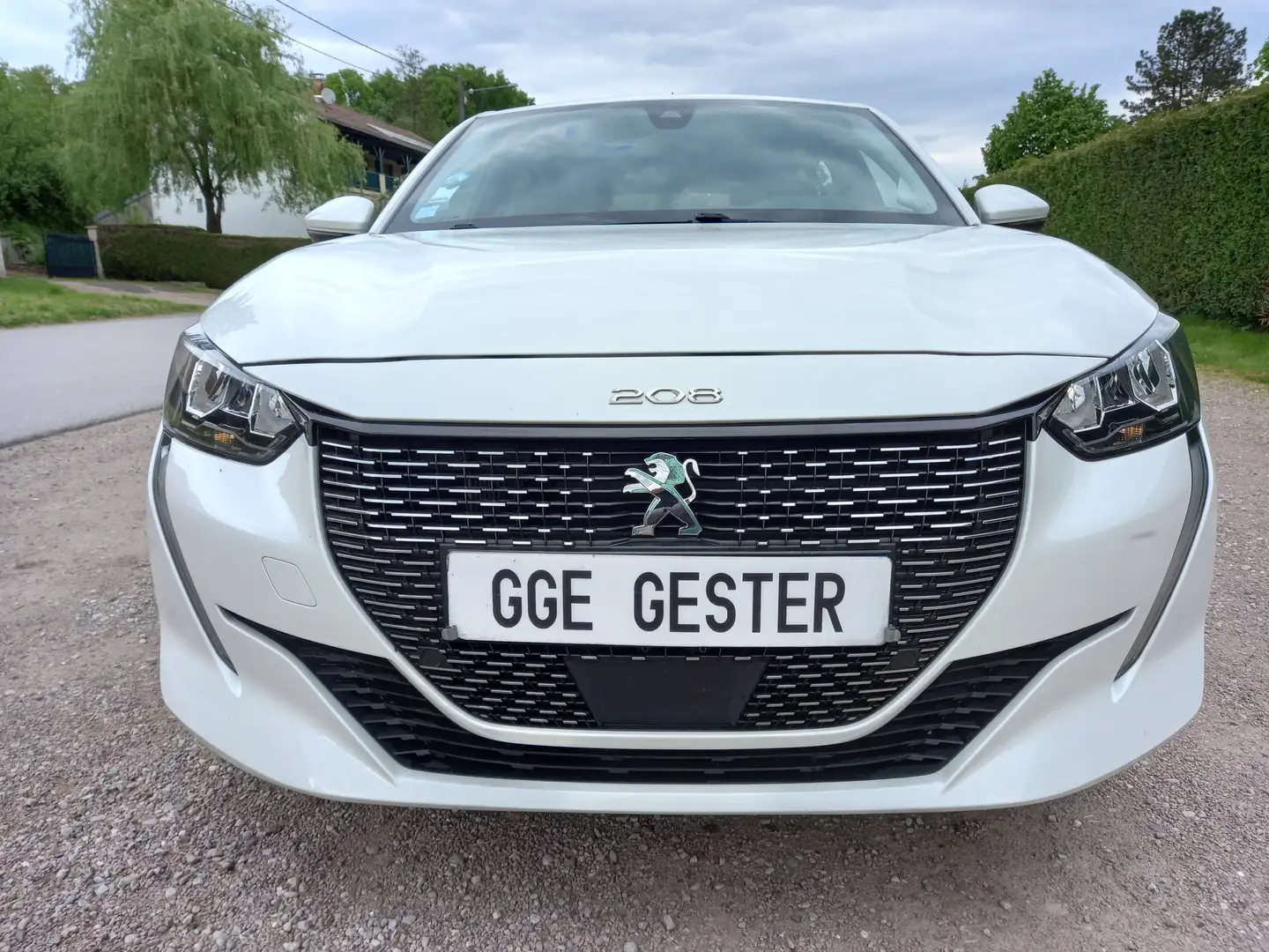 Peugeot 208 STE 136 ELECTRIQUE ACTIVE BUSINESS GPS 2 PLACES Weiß - 2