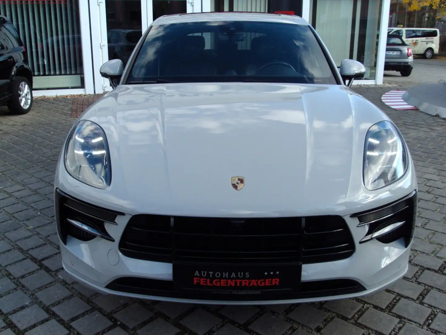 Porsche Macan GTS Gris - 2