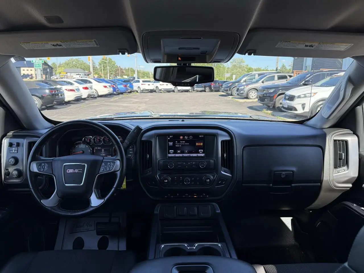 GMC Sierra 1500 снимка GMC Sierra 1500
