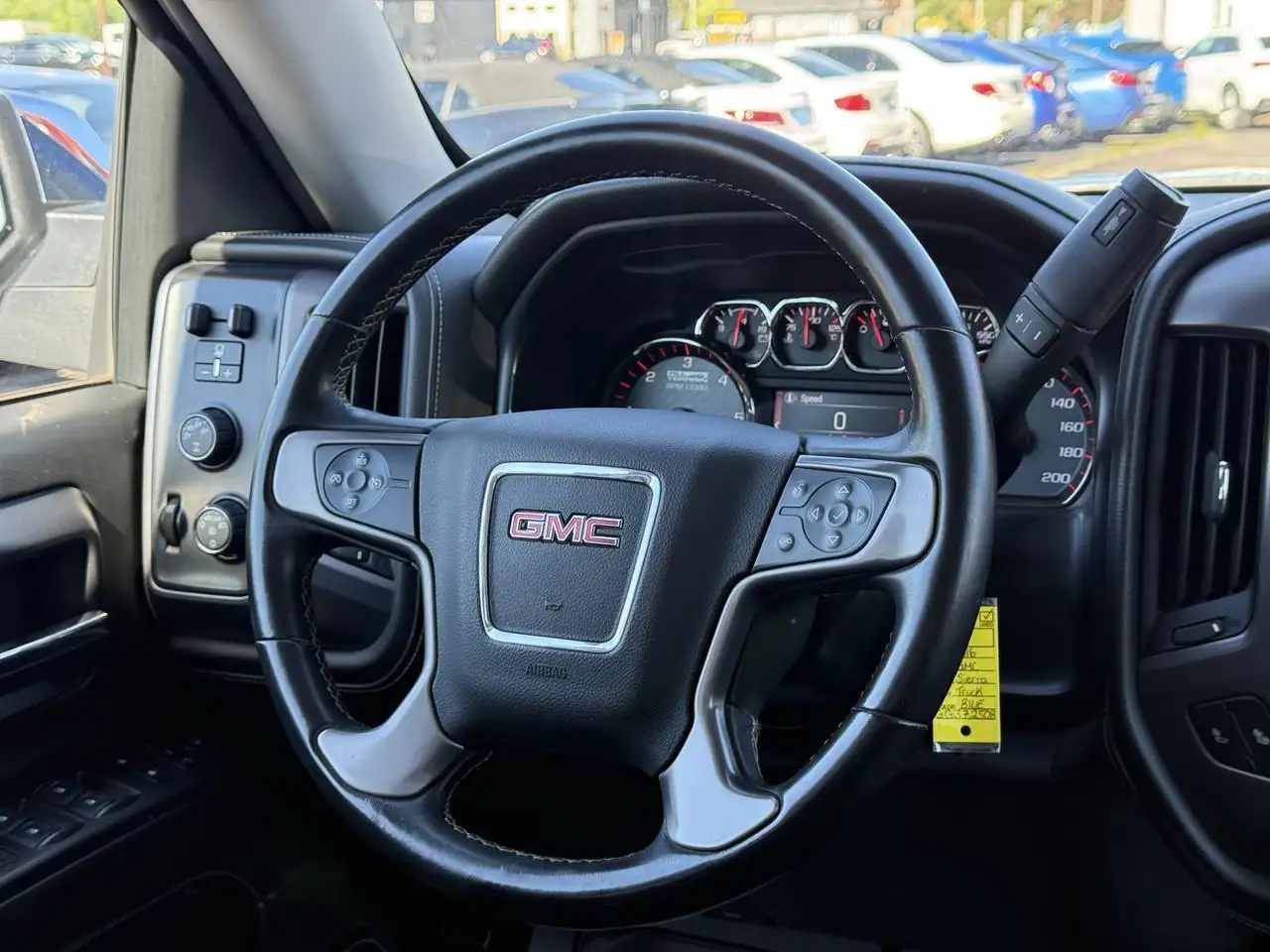 GMC Sierra 1500 снимка GMC Sierra 1500