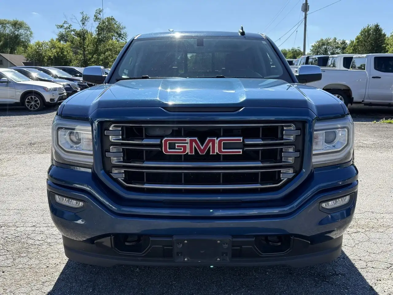 GMC Sierra 1500 снимка GMC Sierra 1500