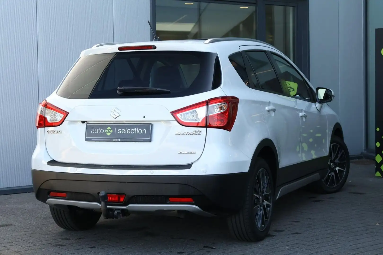 Suzuki SX4 S-Cross 1.6 High Executive AllGrip Weiß - 2