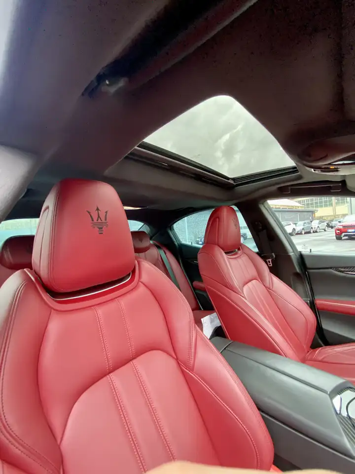 Maserati Ghibli 2021