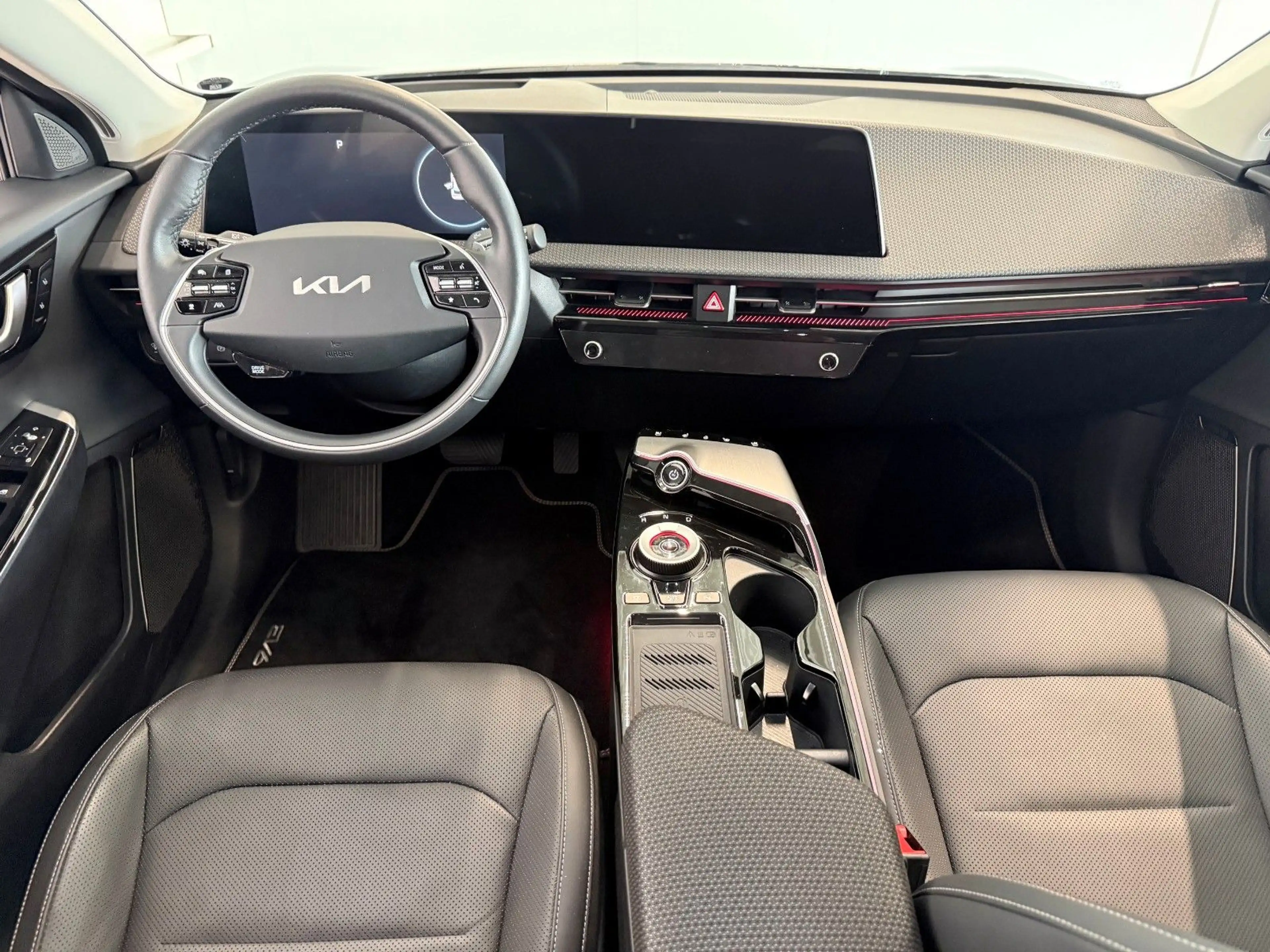 Kia EV6 Basis 4WD WP, AIR, COM, ASS, DRIVE, Sound-P — photo 8