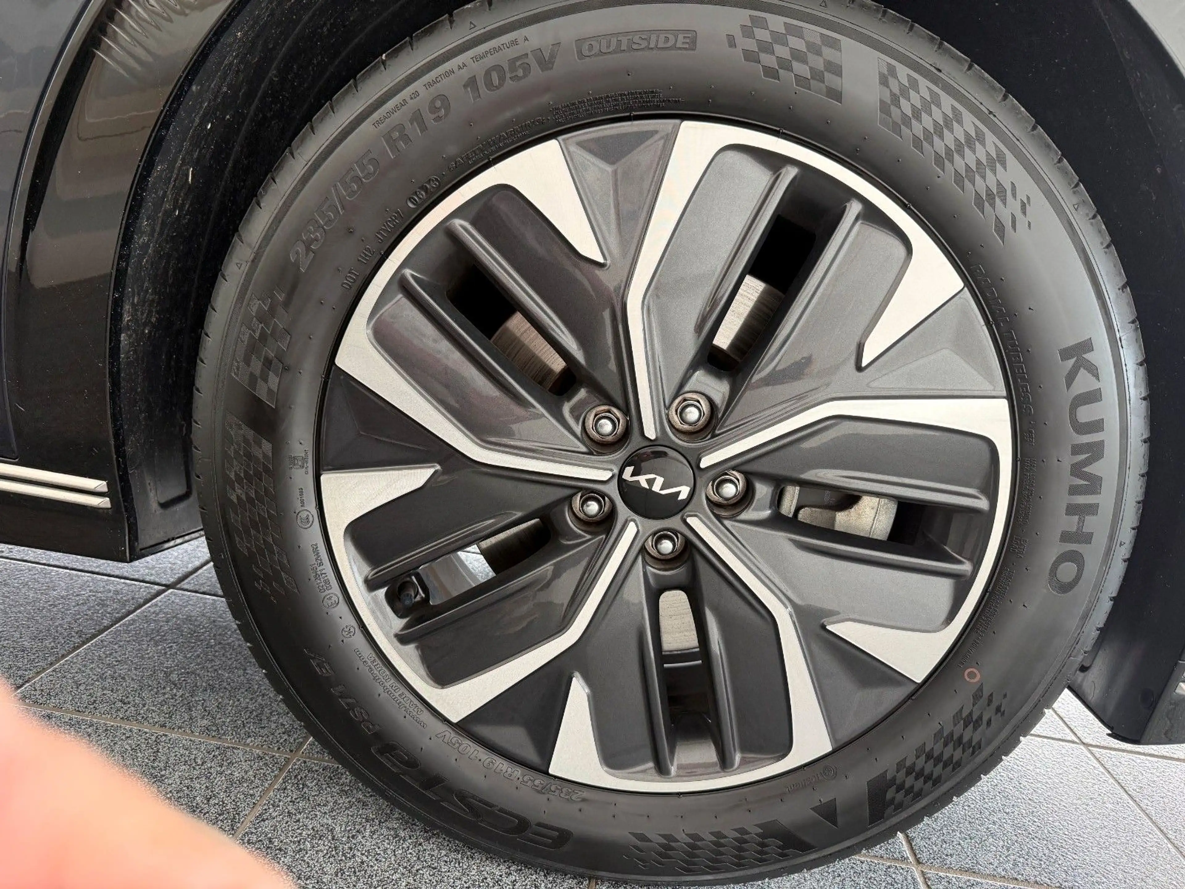 Kia EV6 Basis 4WD WP, AIR, COM, ASS, DRIVE, Sound-P — photo 13