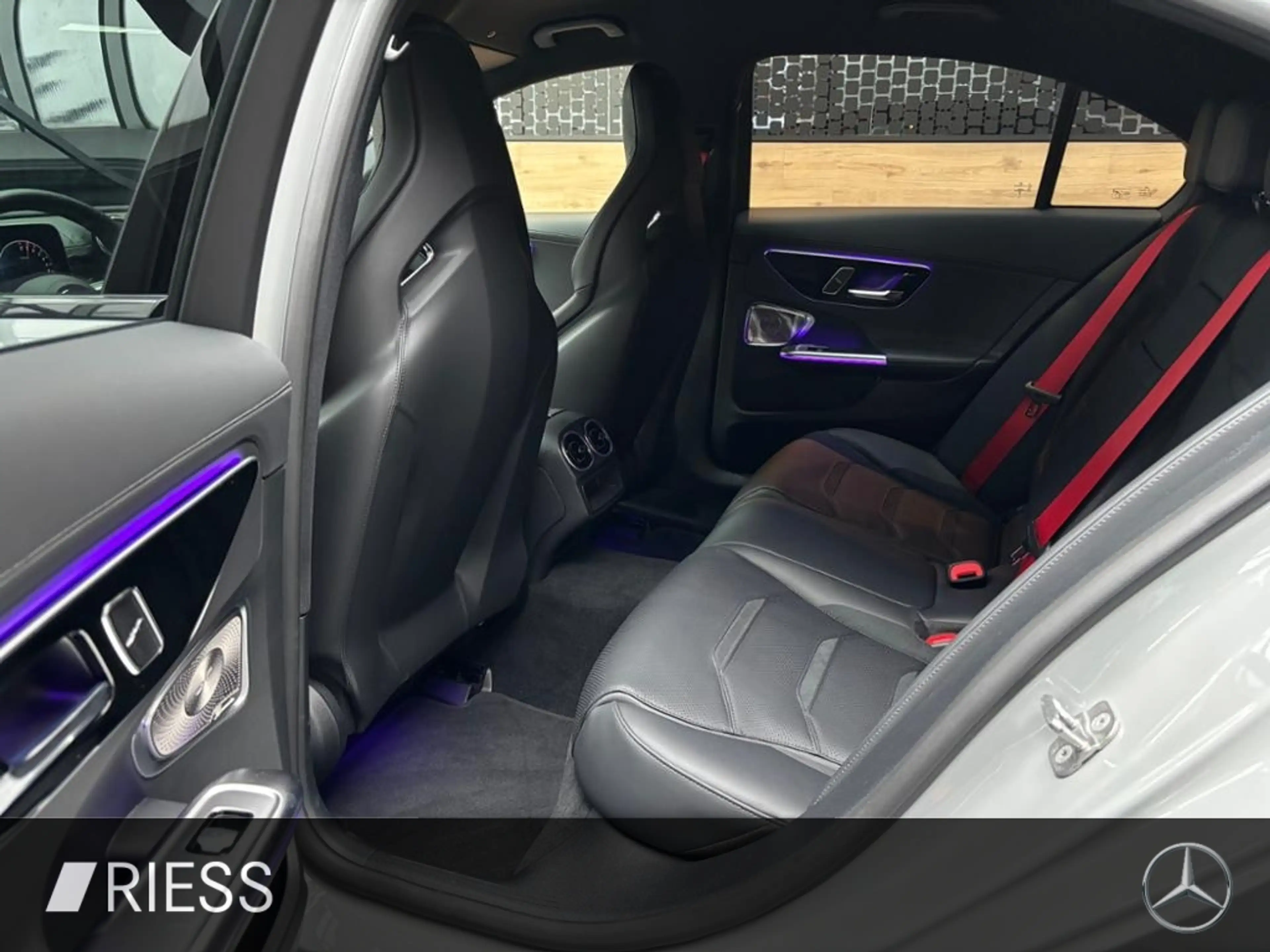 Mercedes-Benz C 63 AMG AMG C 63 S E AHK+NIGHT2+20"+HANDSFREE+BURM3D+360° — photo 6