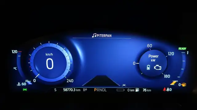 Ford Kuga view 25