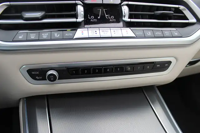 BMW X5 view 27