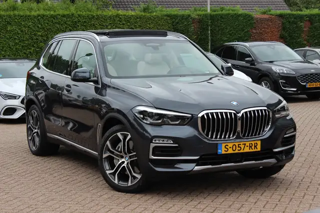 2020 BMW X5 in Grey for sale
