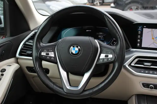 BMW X5 view 17