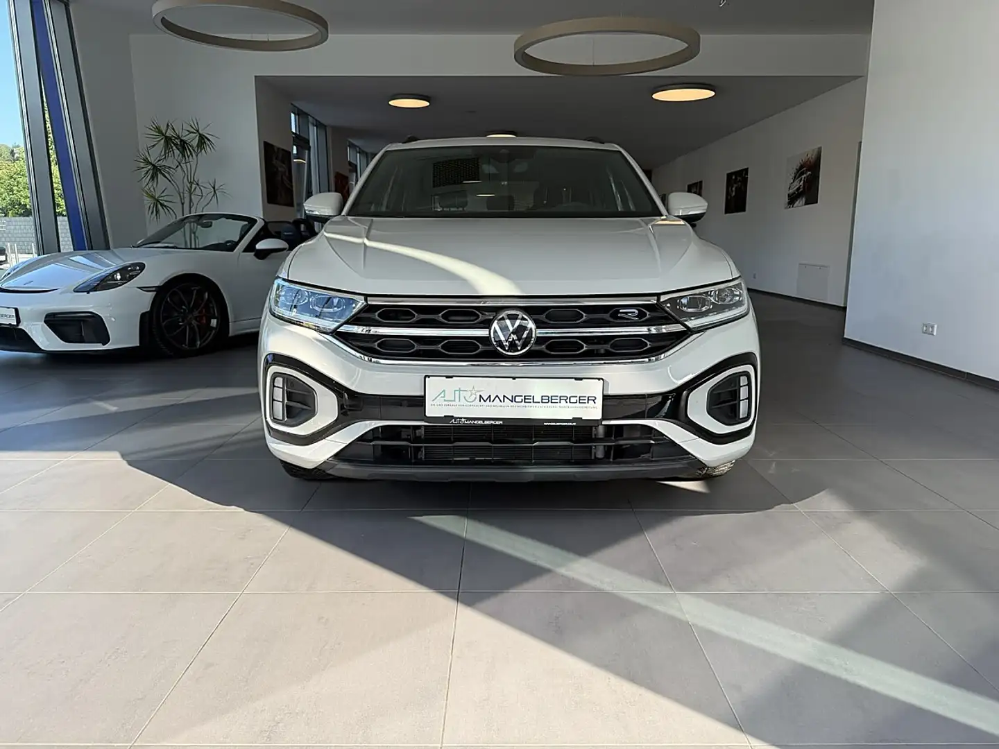 Volkswagen T-Roc 1,0 TSI   R - LINE Grau - 2