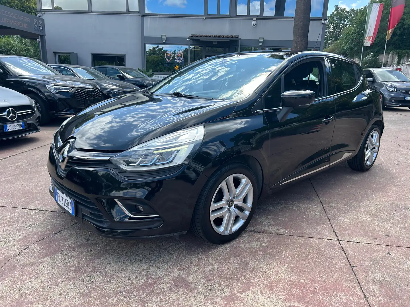 Renault Clio 0.9 MOSCHINO INTENS 90CV PRONTA CONSEGNA Noir - 2