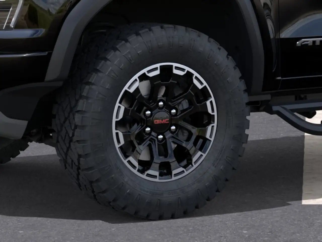 GMC Canyon photo GMC Canyon