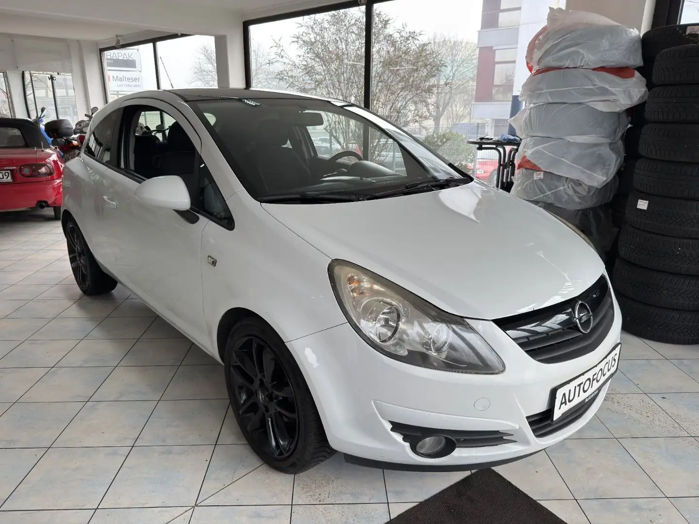 Opel Corsa D Color Edition Negro - 1