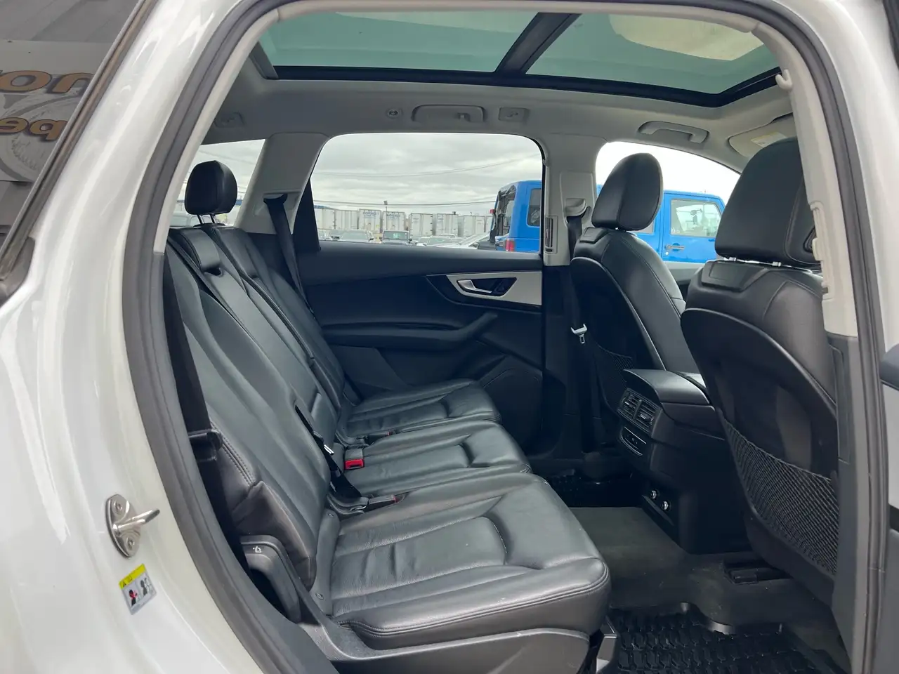 Audi Q7 снимка Audi Q7
