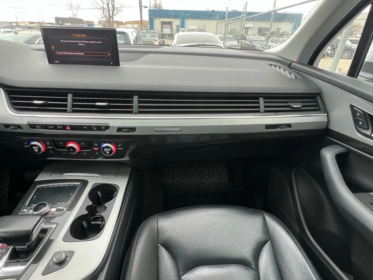 Audi Q7 снимка Audi Q7