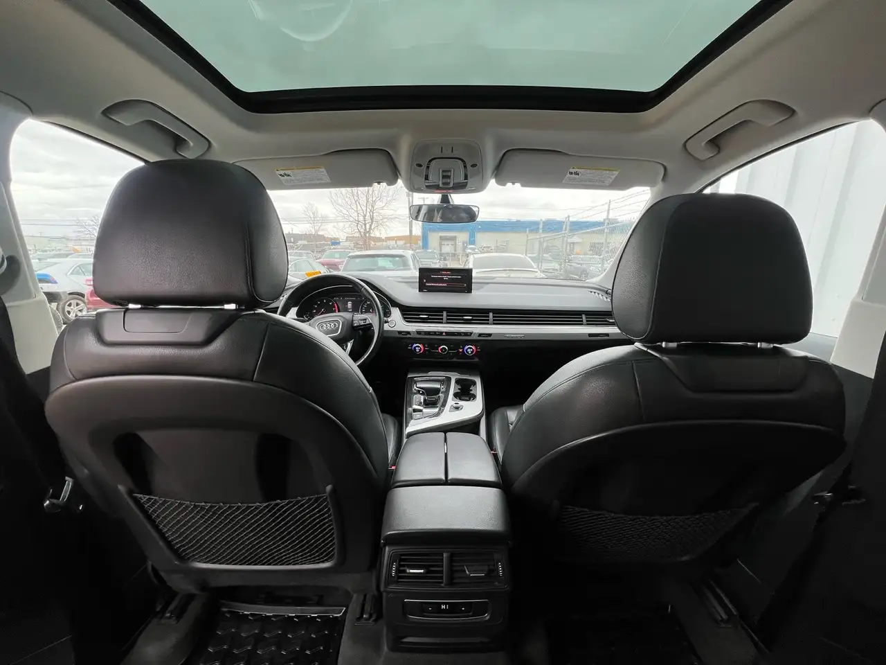 Audi Q7 снимка Audi Q7