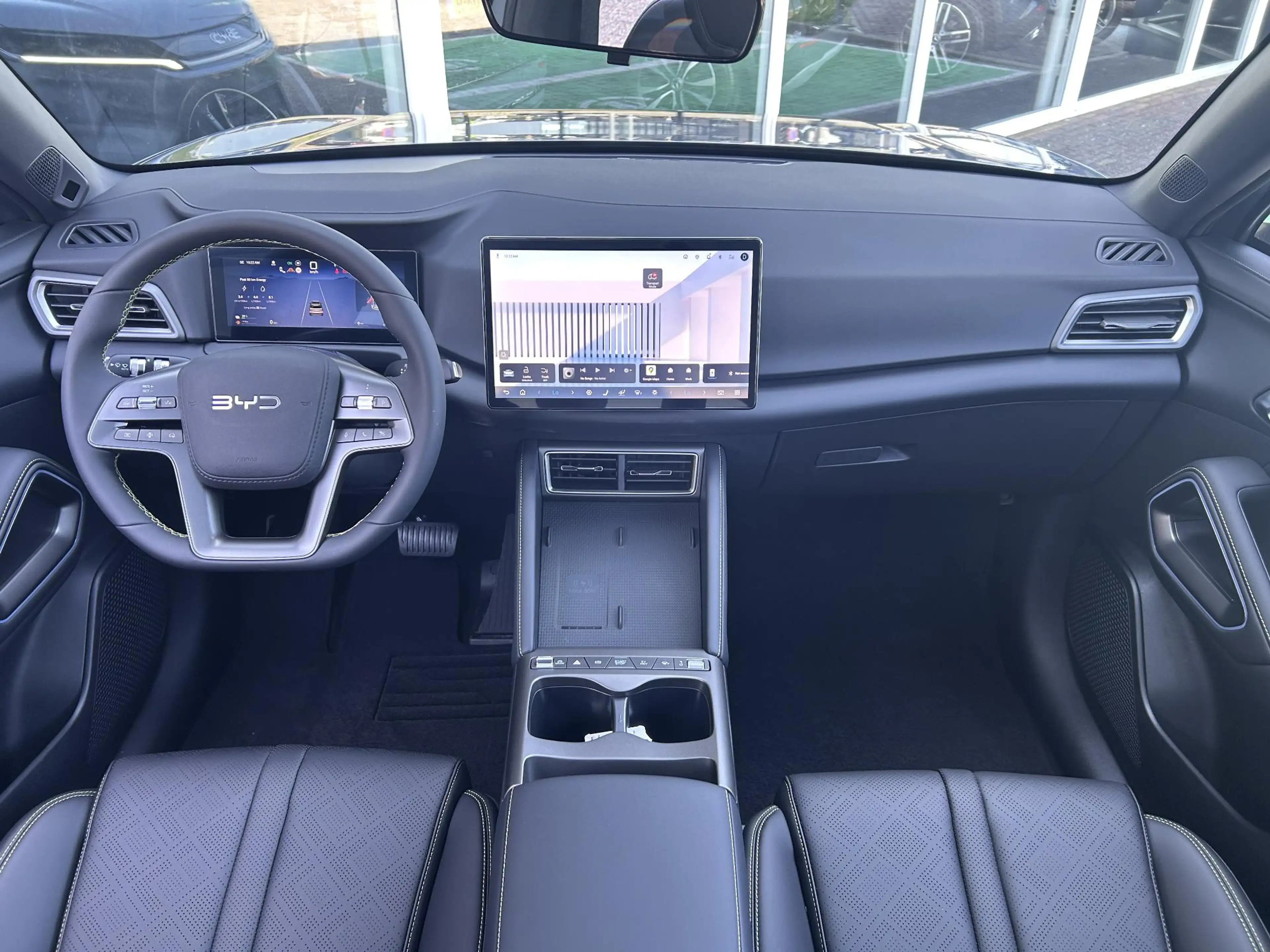 BYD Atto 2 1.5 DM-i Boost — photo 4