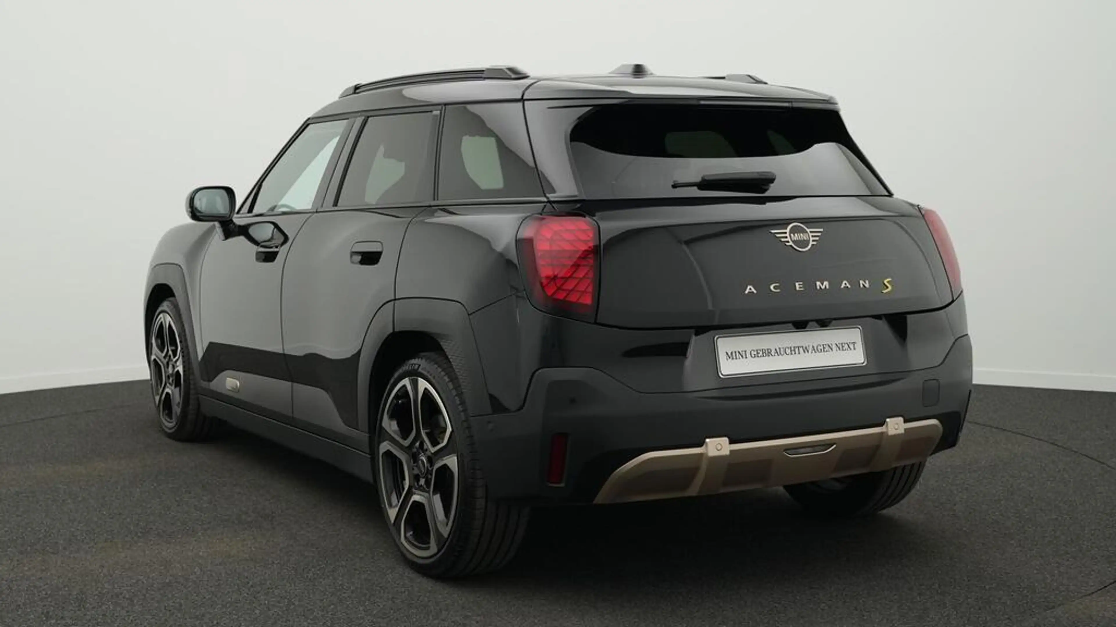 MINI Aceman Favoured Trim — photo 4