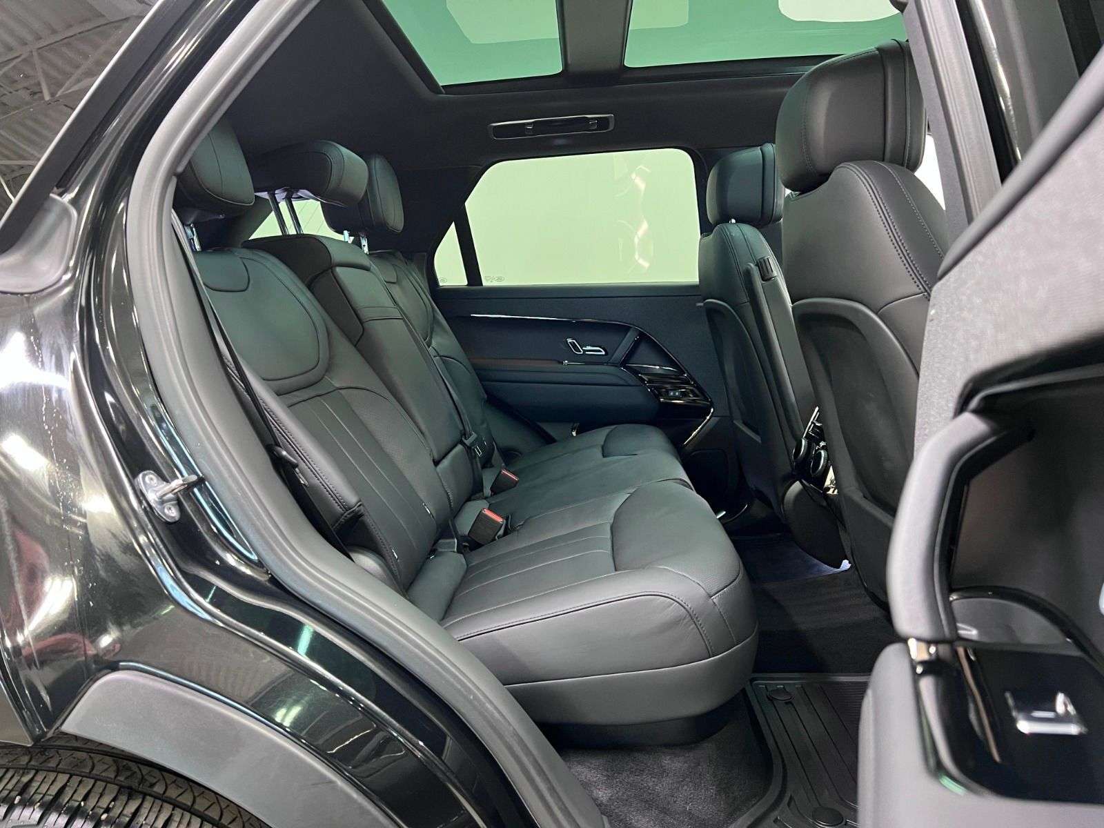 2023 Land Rover Range Rover Sport P400 DYNAMIC SE thumb 24