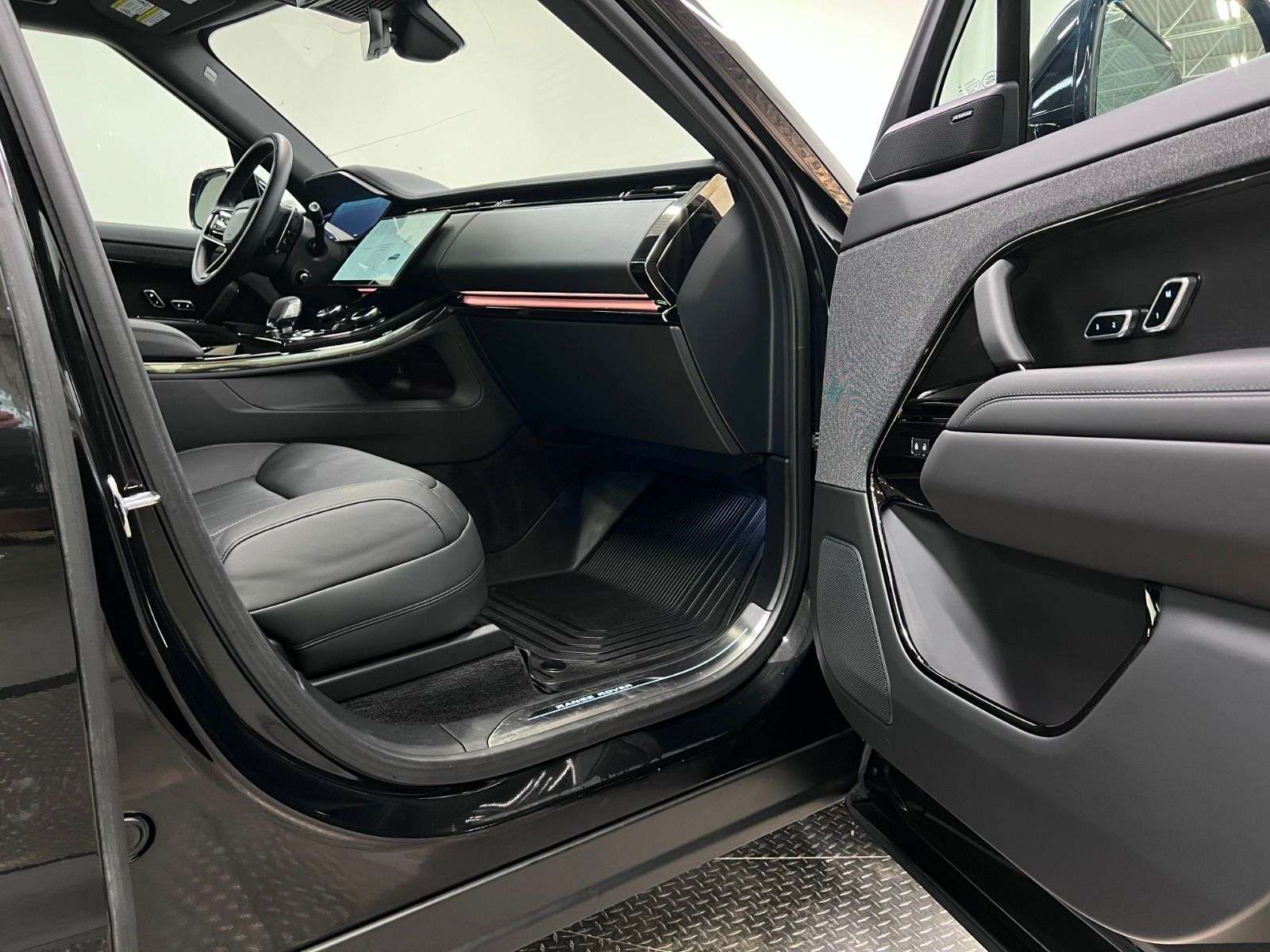 2023 Land Rover Range Rover Sport P400 DYNAMIC SE thumb 27