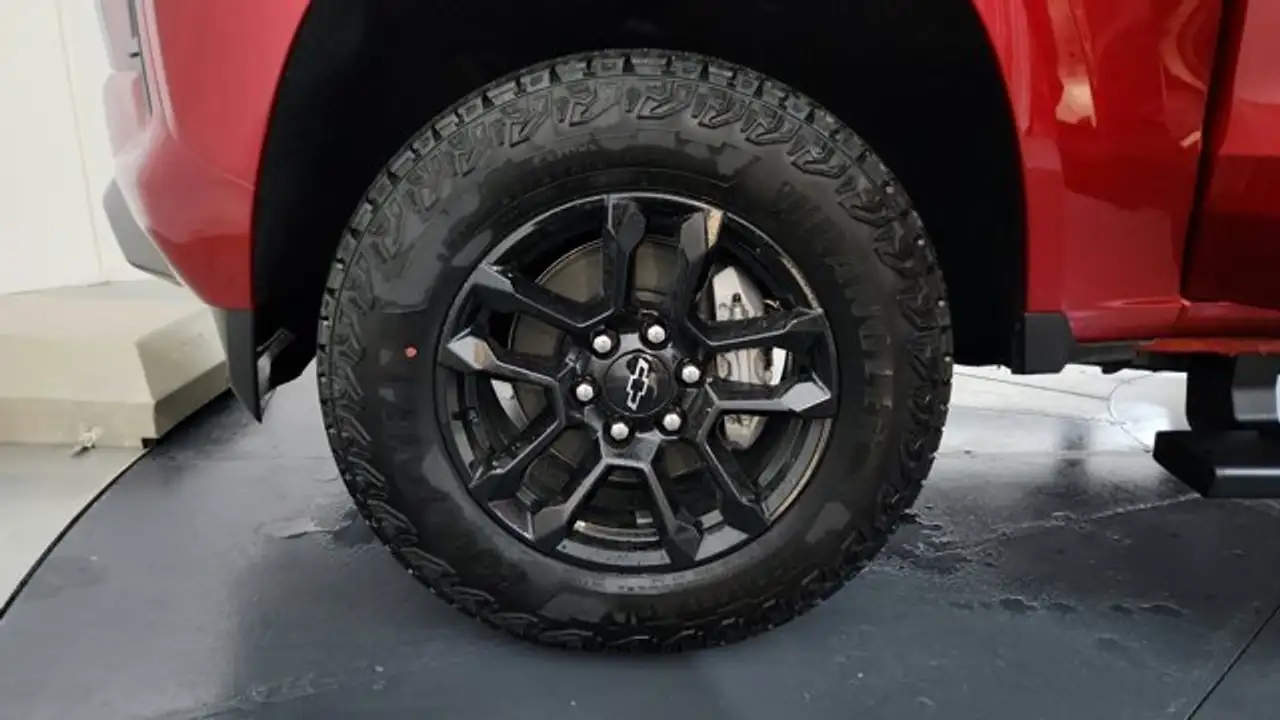Chevrolet Colorado снимка Chevrolet Colorado