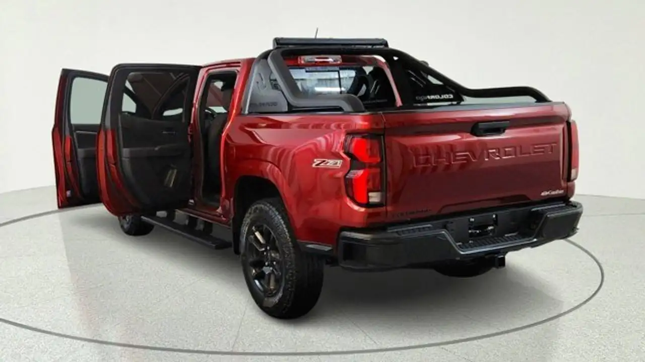 Chevrolet Colorado снимка Chevrolet Colorado