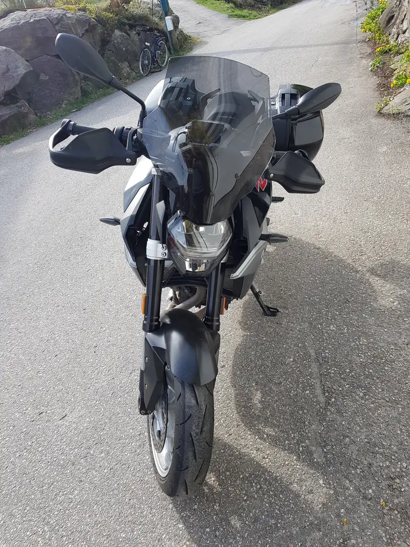 BMW F 900 R Zwart - 2