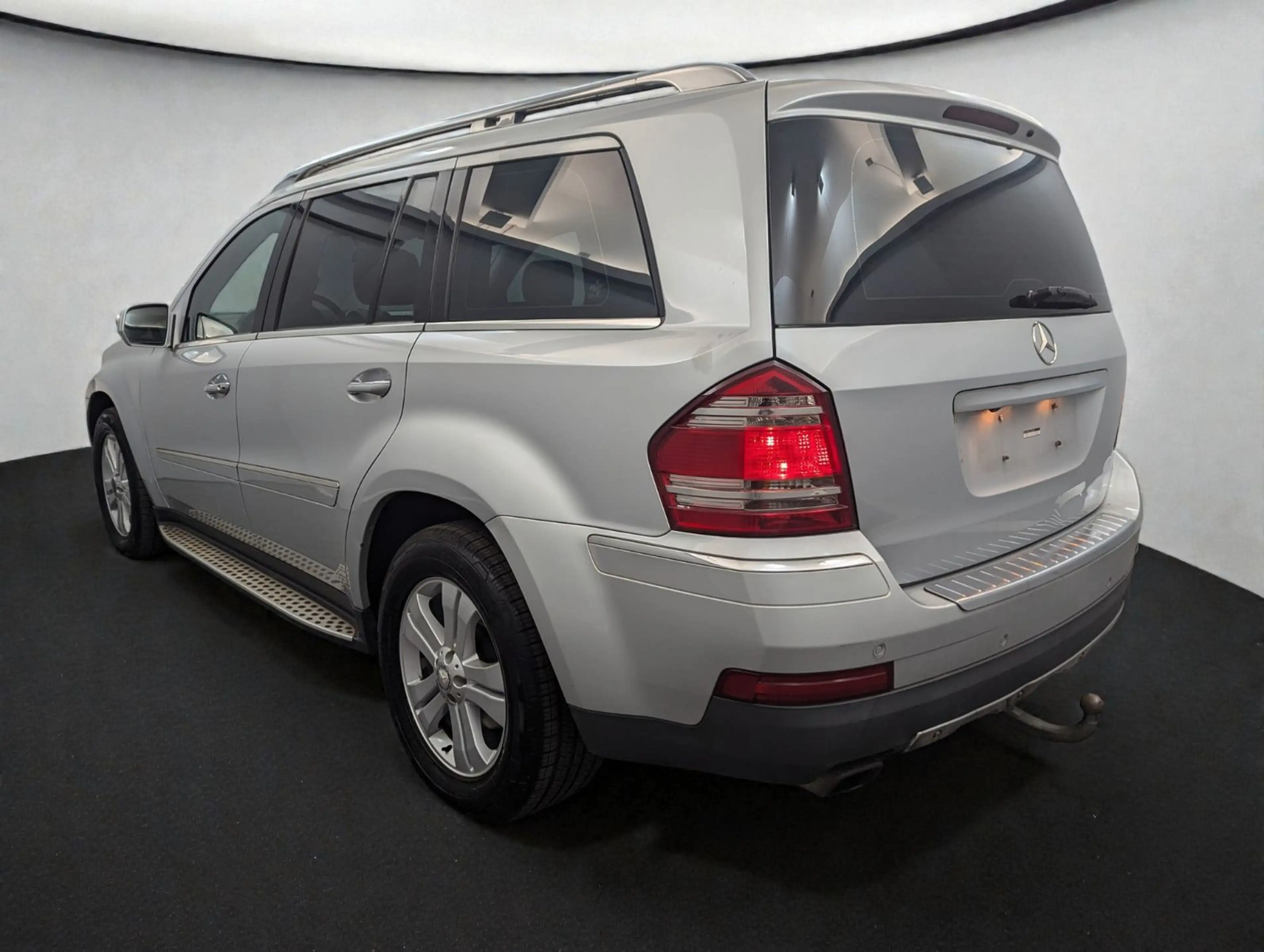 Mercedes-Benz GL 320 CDI 4M*7-SITZ*SHD*SITZKLIM*STD-HZG*MB-SCH — photo 5