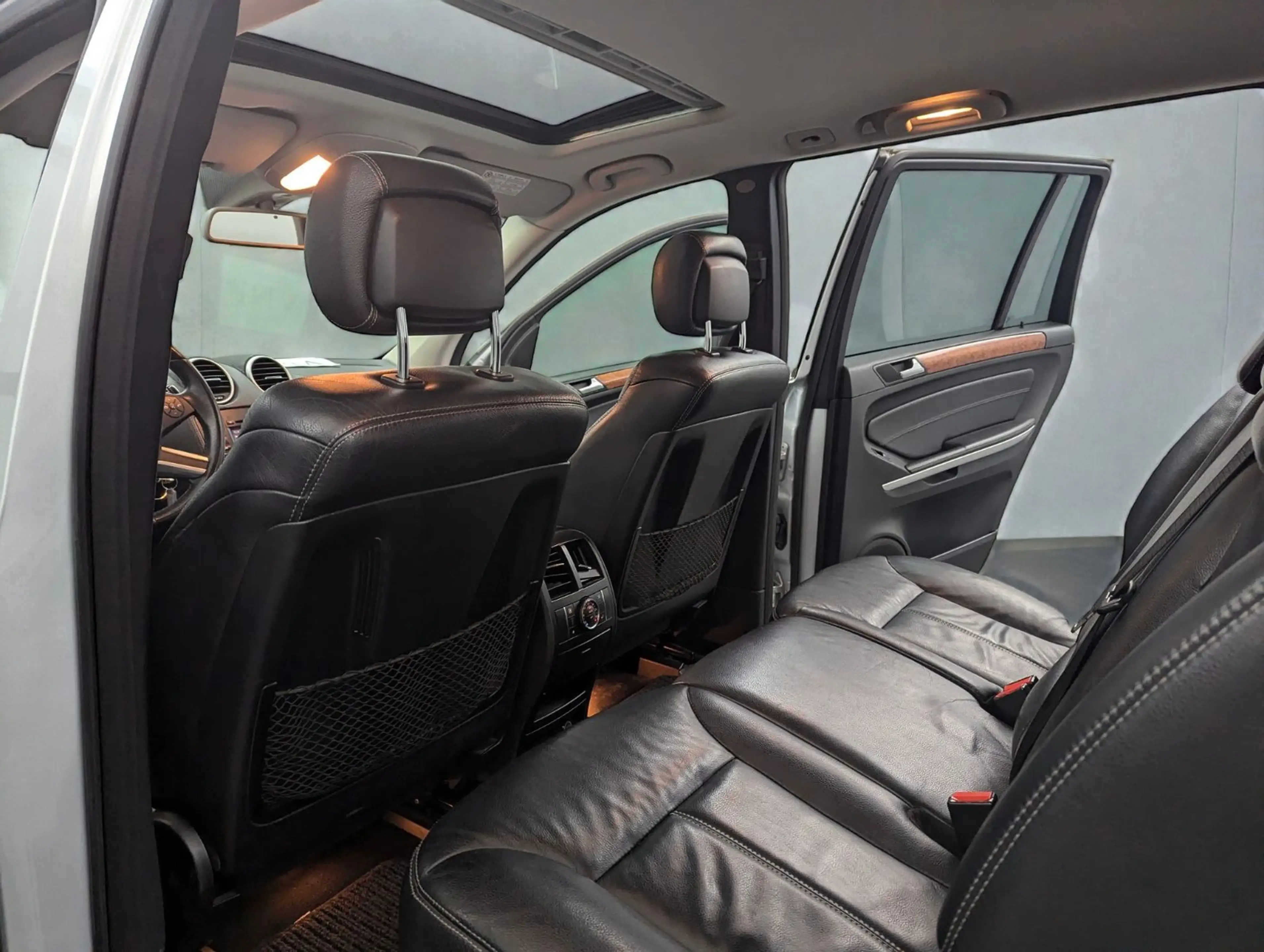 Mercedes-Benz GL 320 CDI 4M*7-SITZ*SHD*SITZKLIM*STD-HZG*MB-SCH — photo 13