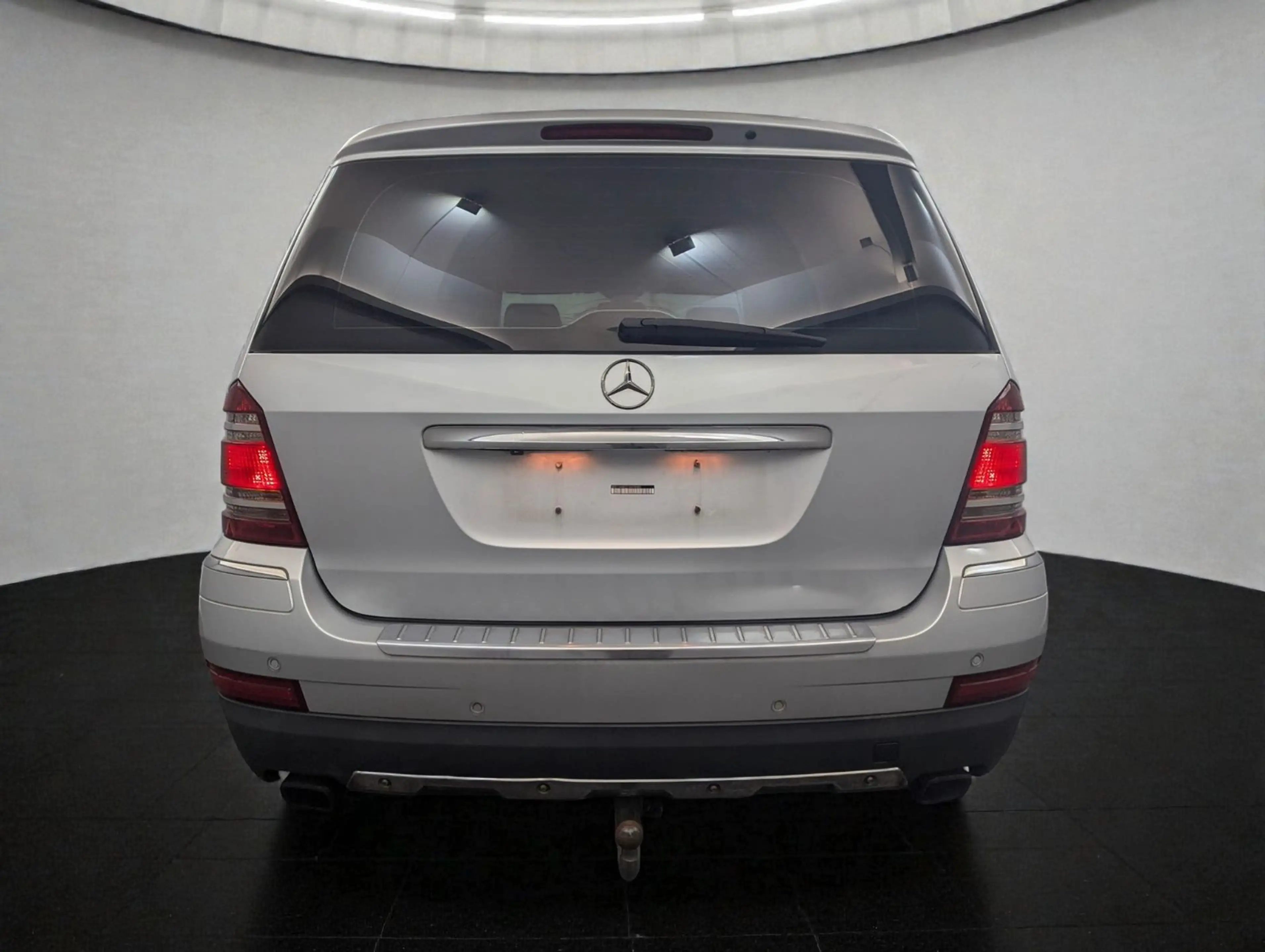Mercedes-Benz GL 320 CDI 4M*7-SITZ*SHD*SITZKLIM*STD-HZG*MB-SCH — photo 6