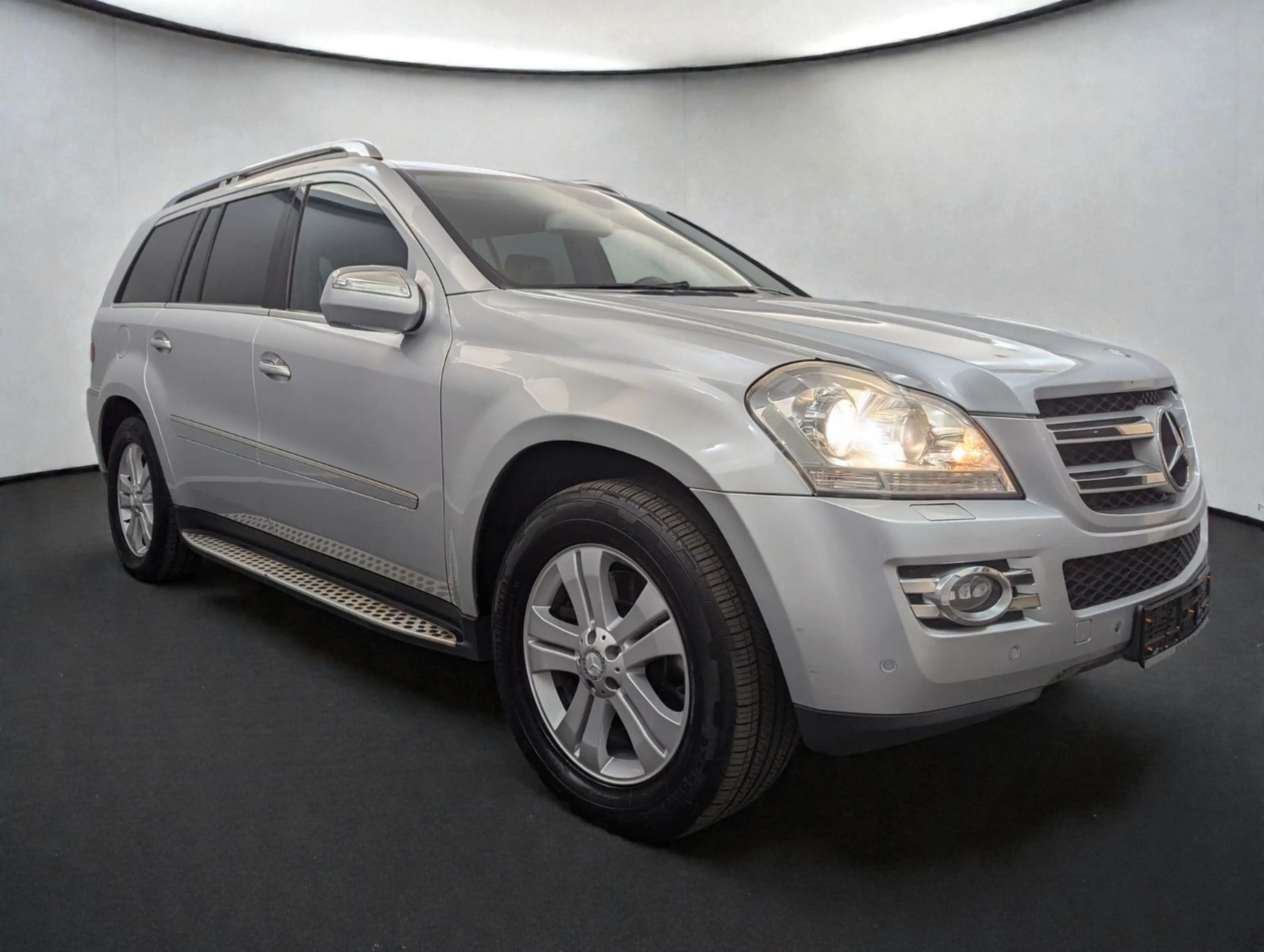 Mercedes-Benz GL 320 CDI 4M*7-SITZ*SHD*SITZKLIM*STD-HZG*MB-SCH — photo 3