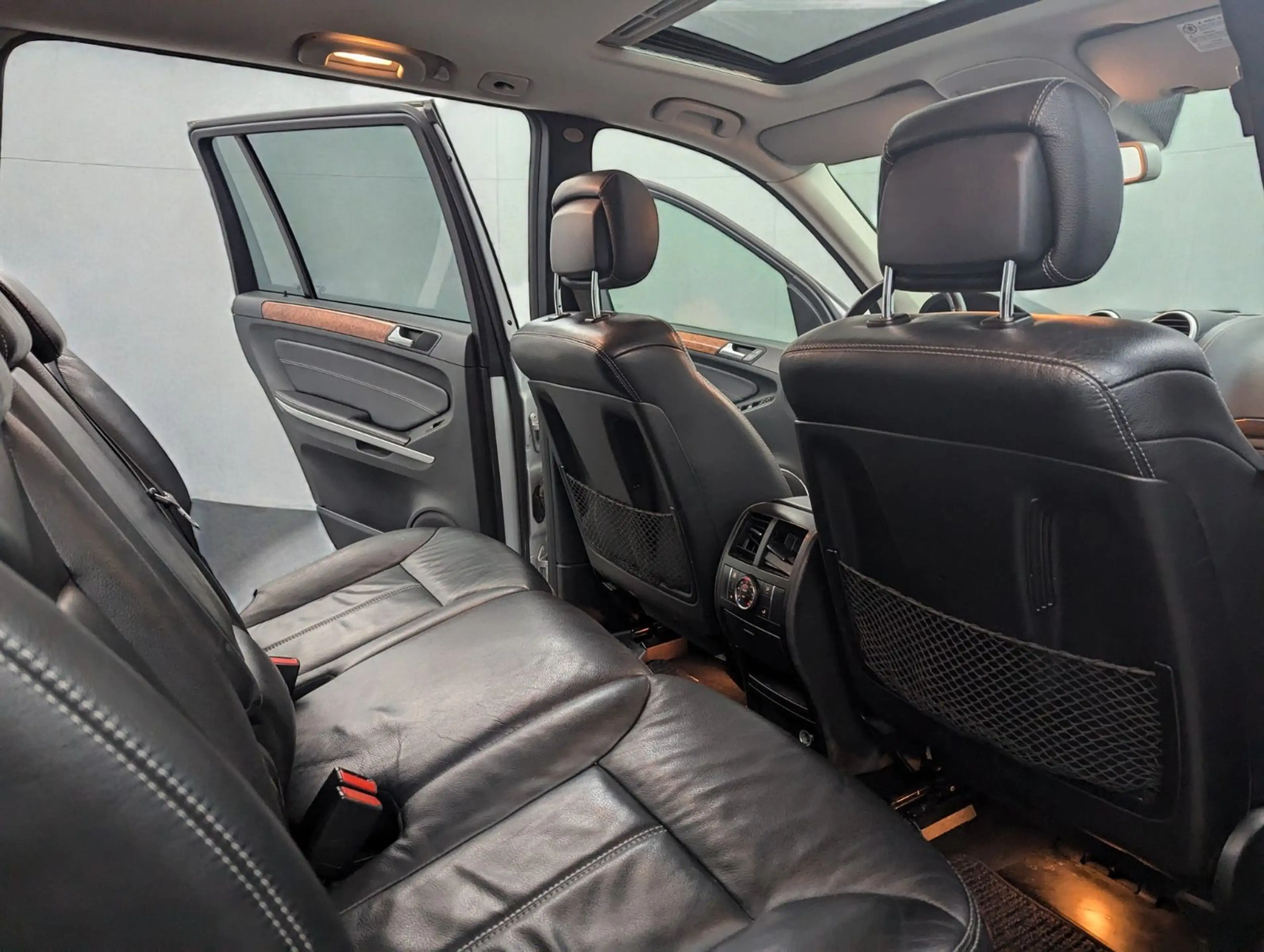 Mercedes-Benz GL 320 CDI 4M*7-SITZ*SHD*SITZKLIM*STD-HZG*MB-SCH — photo 18
