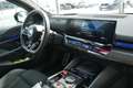 BMW M5 *Glasdach/AHK/Sitzlüftung/360°/B&W Sound/Comfort Paket/DA-Prof.* Grau - thumbnail 31